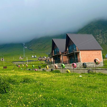 Royal Cottages Kazbegi Eksteriør bilde
